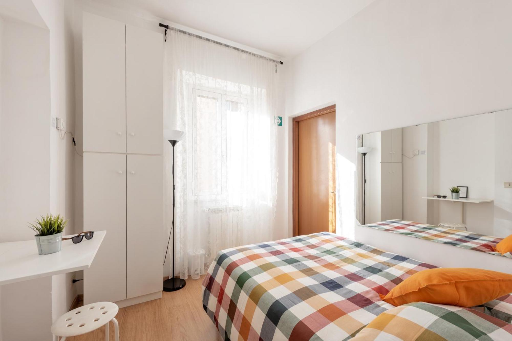 Central Little Basic Apartment Roma Exterior foto