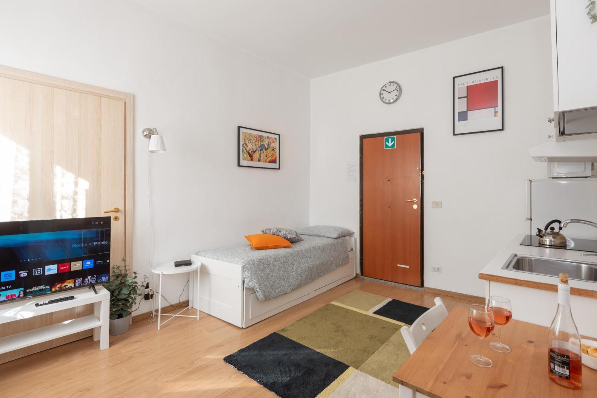 Central Little Basic Apartment Roma Exterior foto